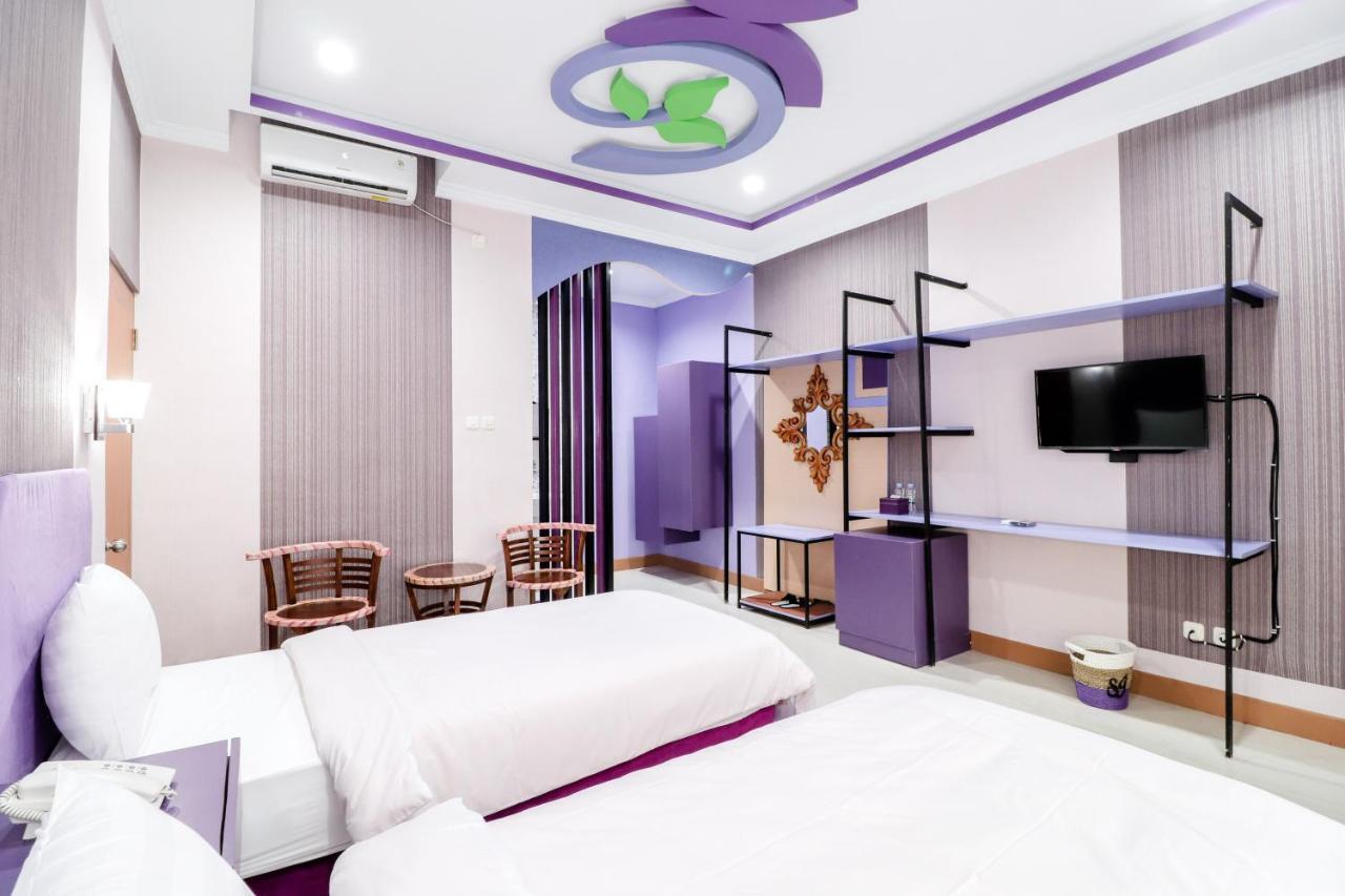 Sartini Inn Jogja Yogyakarta Exterior foto