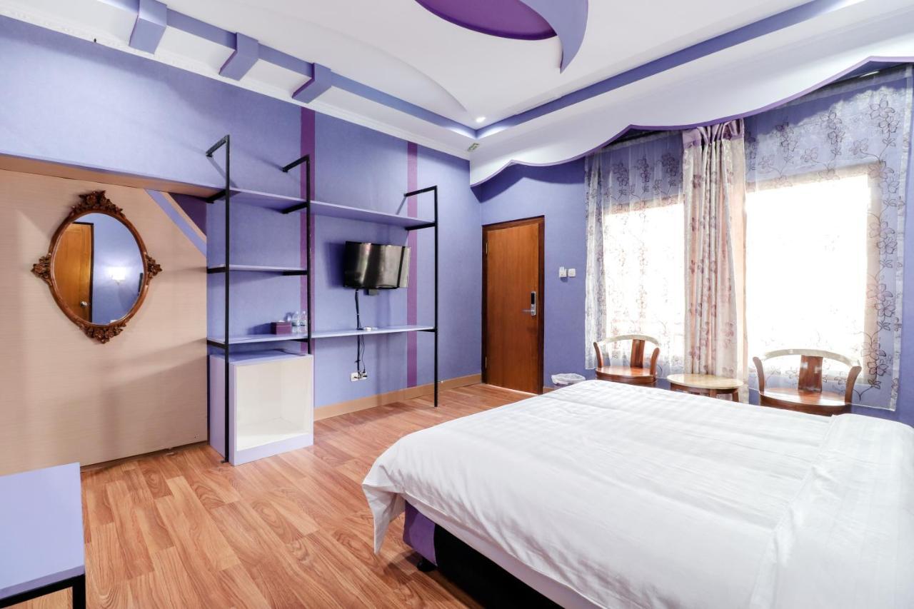 Sartini Inn Jogja Yogyakarta Exterior foto