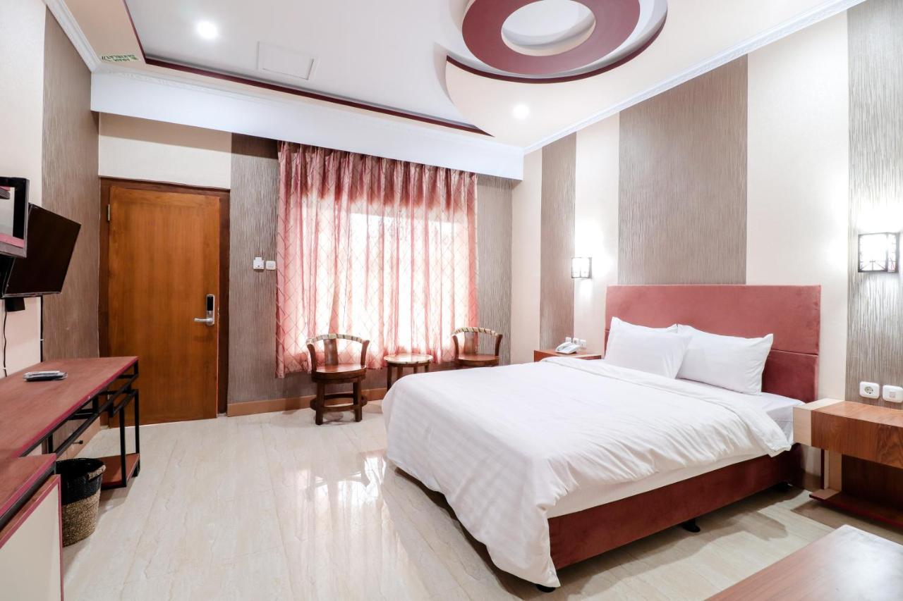 Sartini Inn Jogja Yogyakarta Exterior foto
